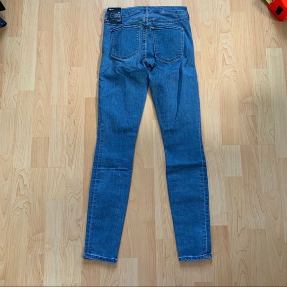 New Blue Gap Skinny Jeans Size 25 - Picture 2 of 8